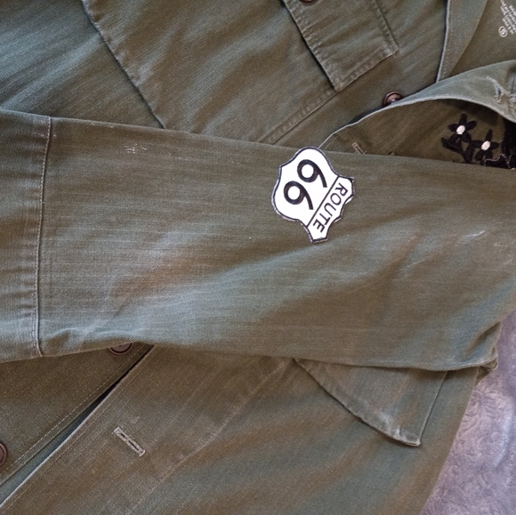 Army style jacket 💜  Vintage distressed look. Thanks for looking. - Picture 4 of 5